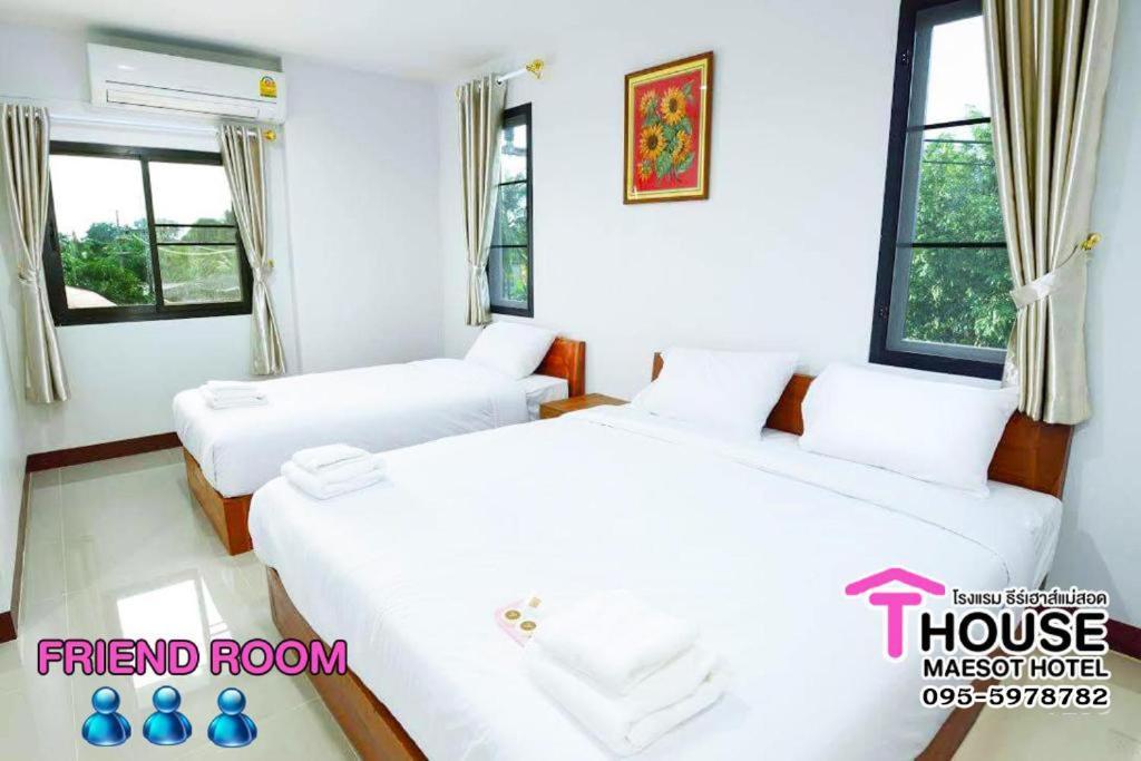 Hotel T. House Mae Sot Esterno foto